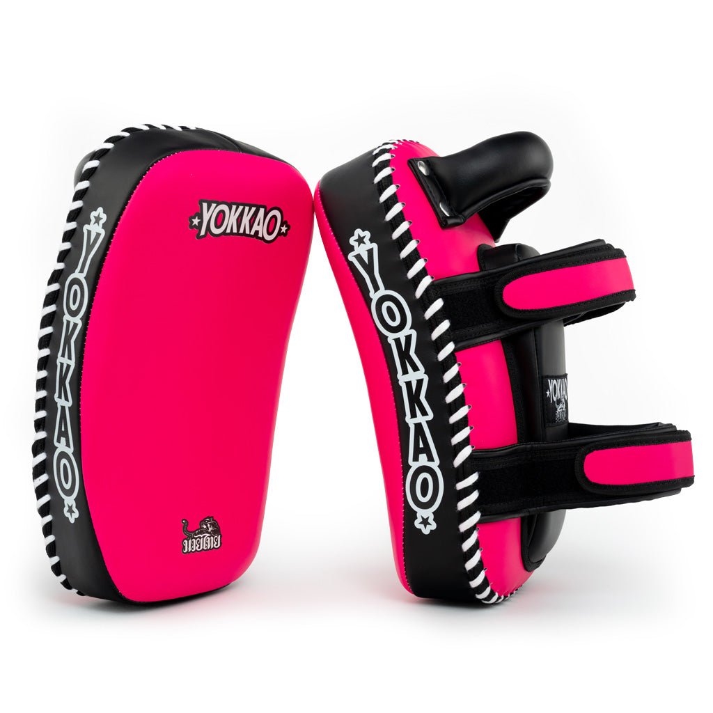 #color_fuchsia/black