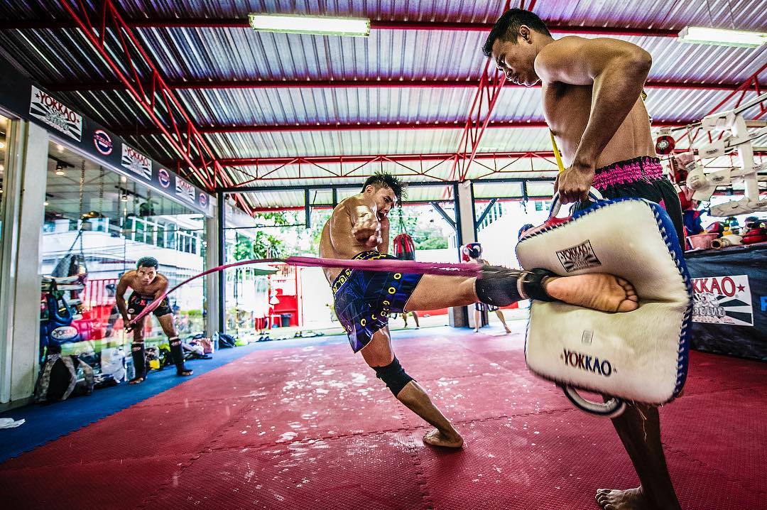Muay Thai Training with Resistance Bands-YOKKAO
